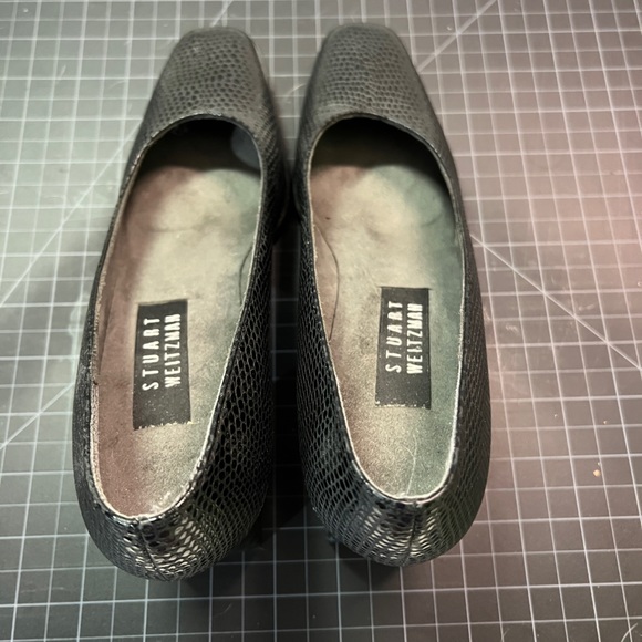 EUC Stuart Weitzman leather block heel pumps - Picture 3 of 7